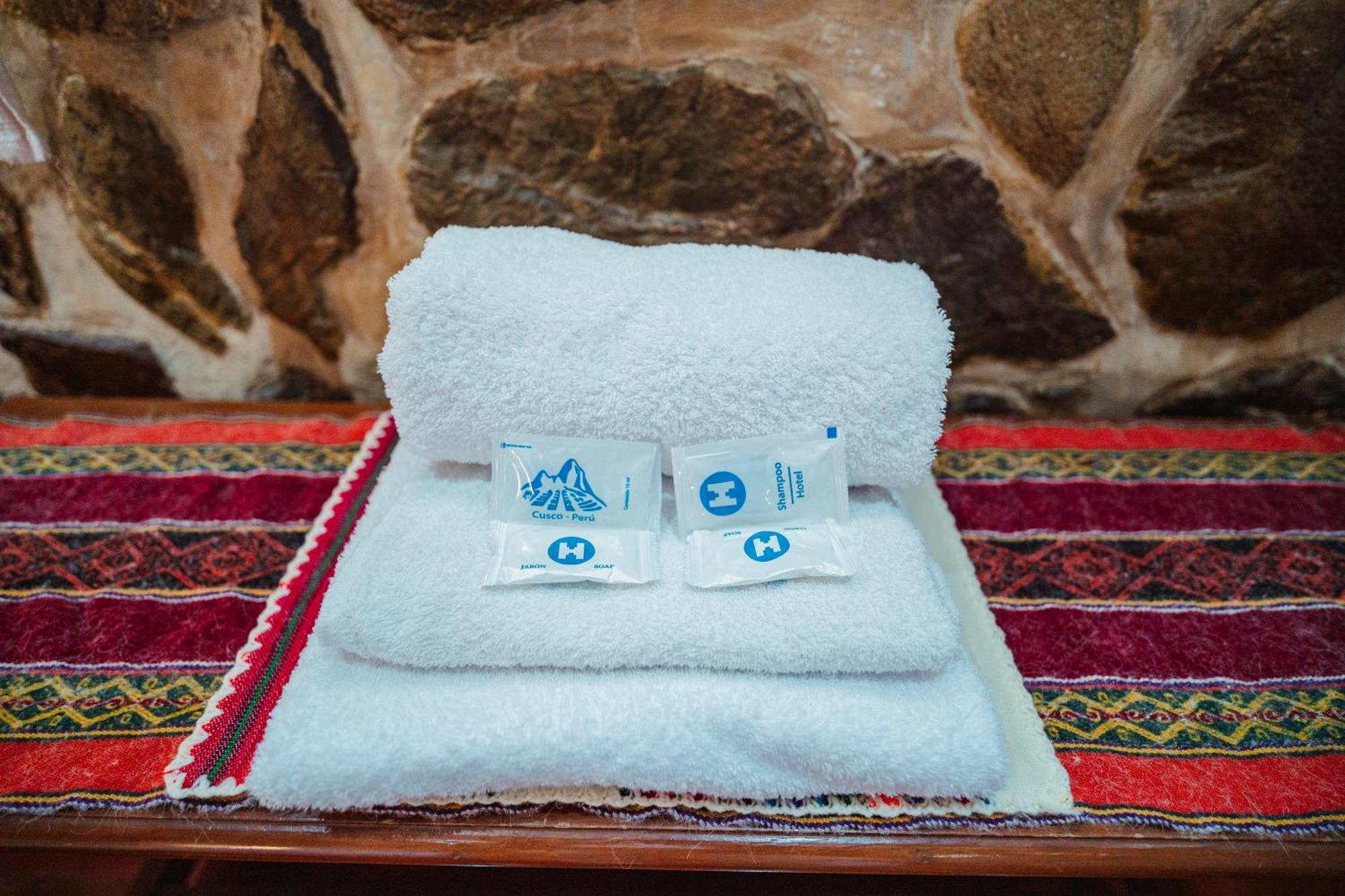 Picaflor Tambo Guest House Ollantaytambo Exterior foto